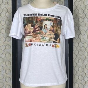 NWT Friends The Late Thanksgiving Short Sleeve Graphic T-Shirt Women's XS New